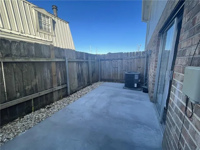 $140,000 | 56 Carriage Lane, Unit B, Destrehan, LA 70047