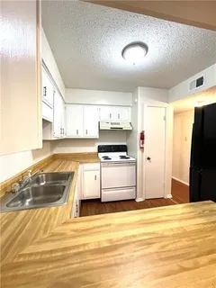 $140,000 | 56 Carriage Lane, Unit B, Destrehan, LA 70047