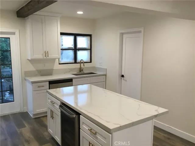 $4,000 | 1574 North Orange Grove Avenue, Pomona, CA 91767