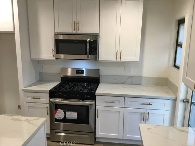 $4,000 | 1574 North Orange Grove Avenue, Pomona, CA 91767