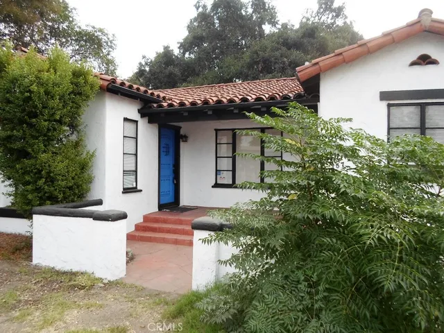 $4,000 | 1574 North Orange Grove Avenue, Pomona, CA 91767