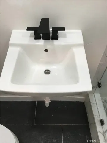 $4,000 | 1574 North Orange Grove Avenue, Pomona, CA 91767