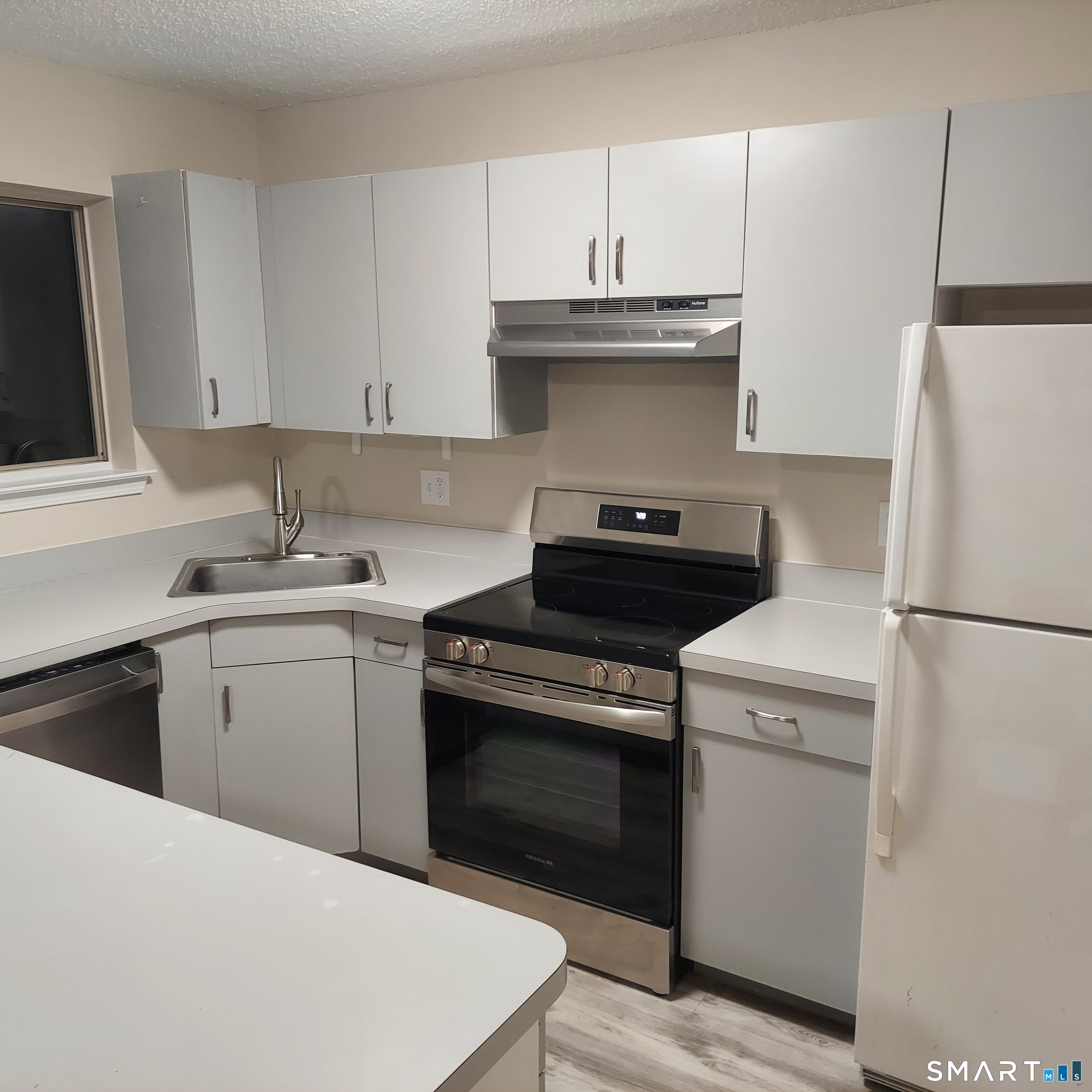 925 Oronoke Road, Unit 100B Waterbury, CT 06708 - Photo 2 of 10