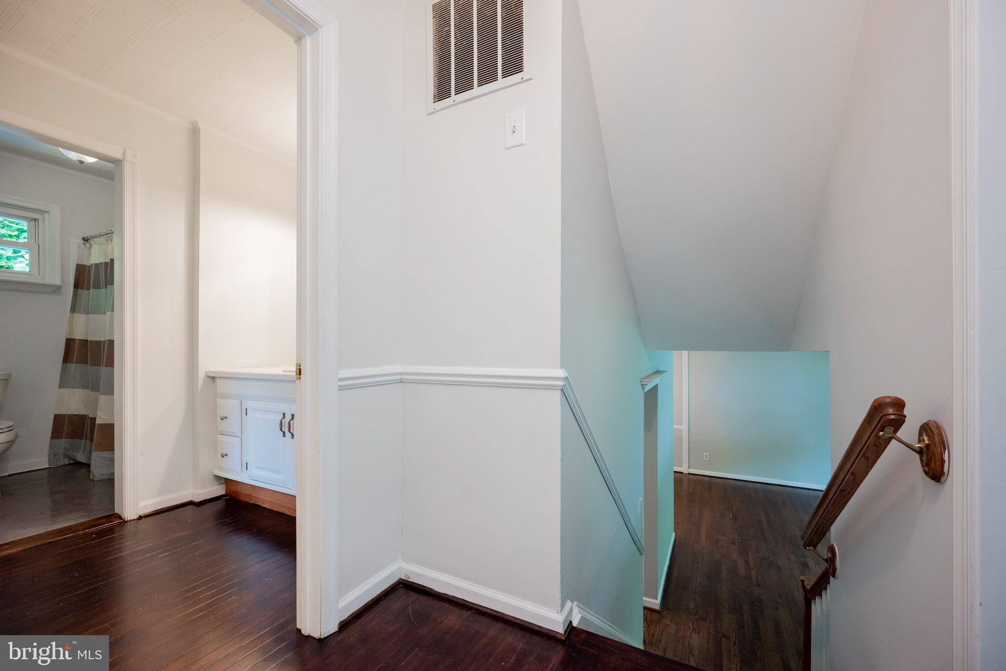 2707 Tonbridge Drive Wilmington, DE 19810 - Photo 25 of 34 Stair Case To Upper Level