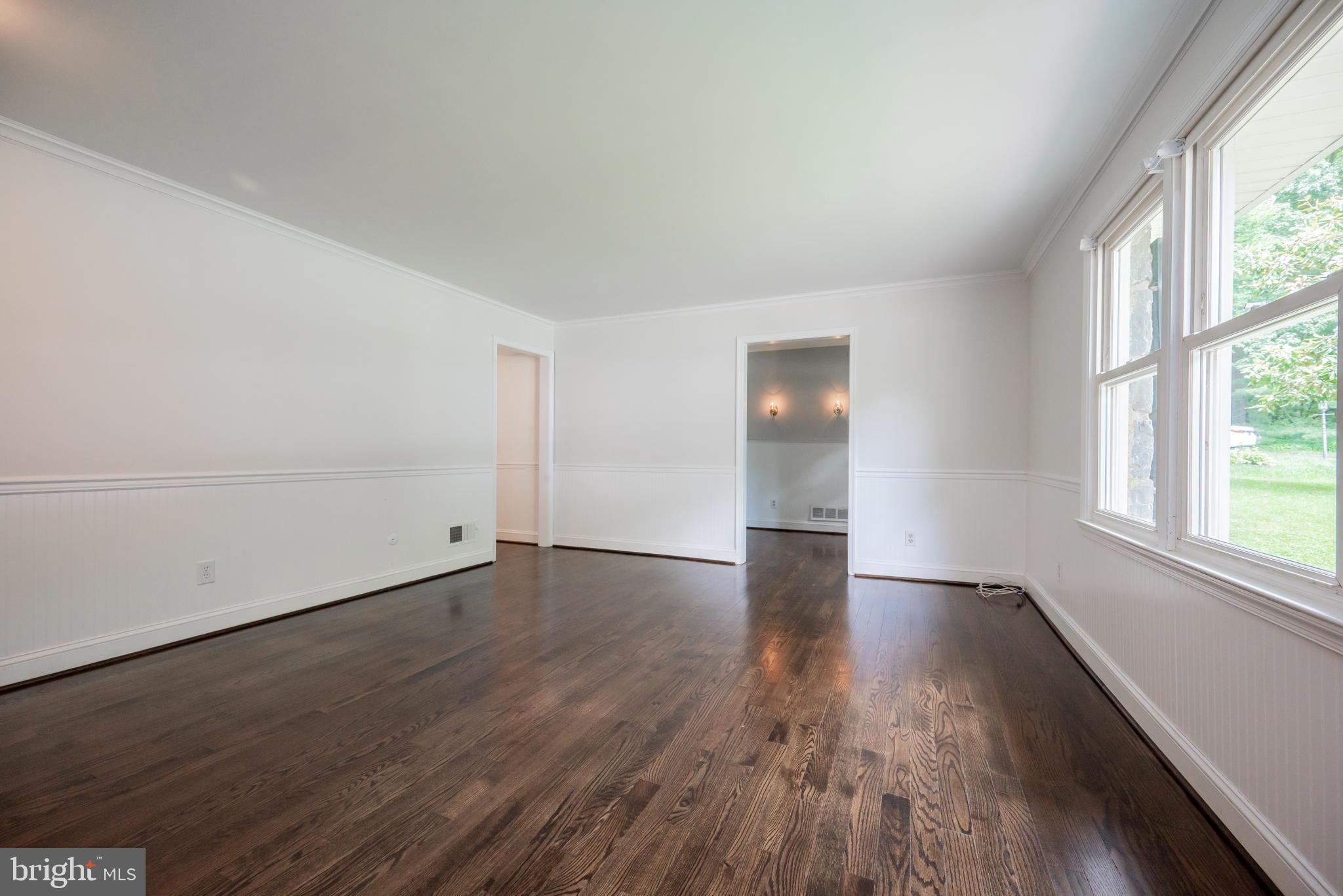 2707 Tonbridge Drive Wilmington, DE 19810 - Photo 5 of 34 Large Great Room