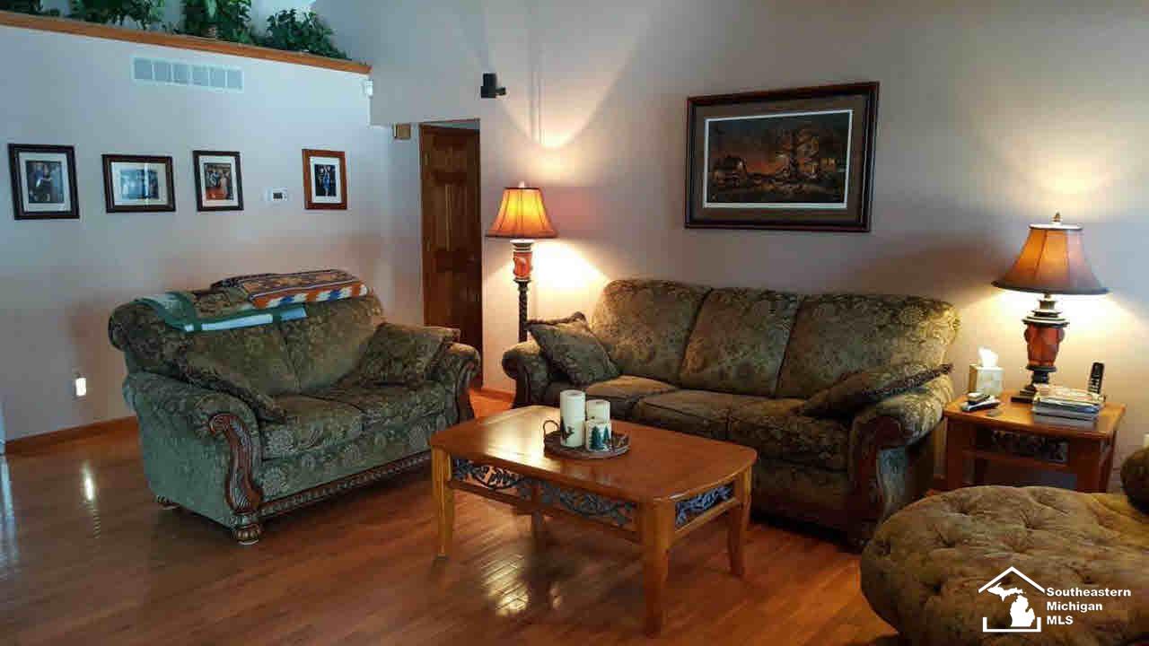 42699 Riggs Road Belleville, MI 48111 - Photo 4 of 19