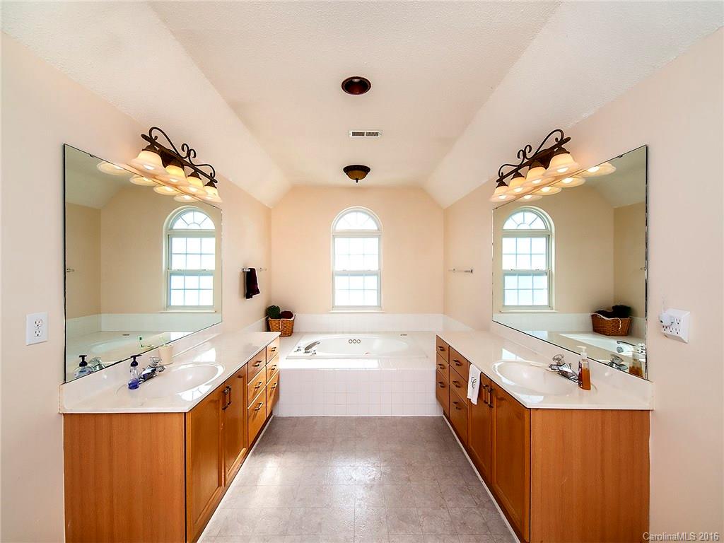 417 St George Road Fort Mill, SC 29708 - Photo 18 of 23 Gallery Image 18