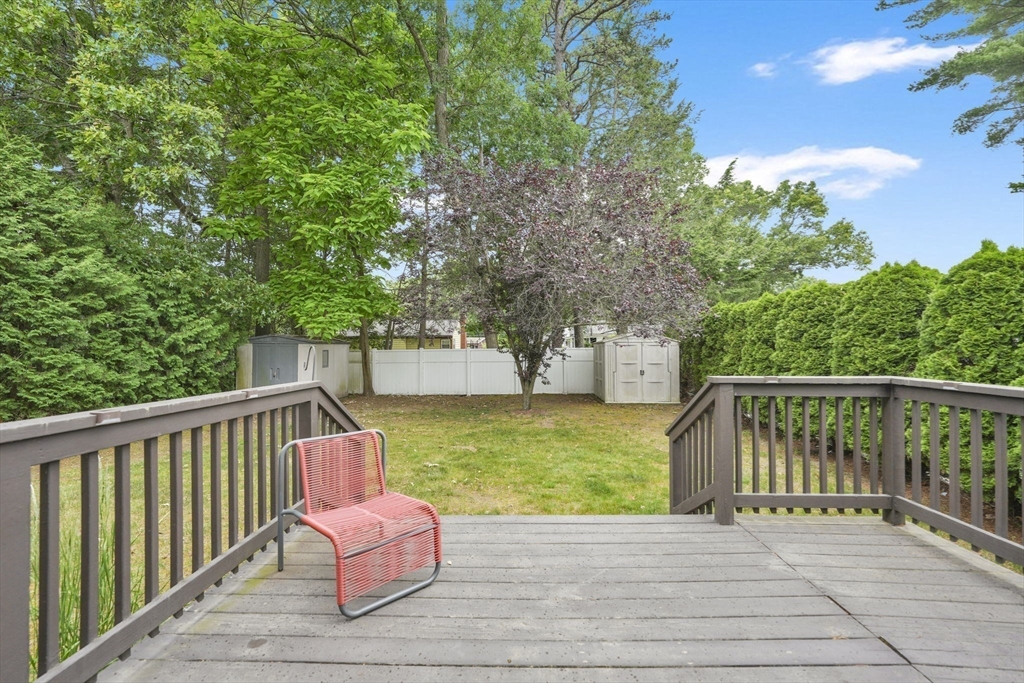 188 Wollaston Street Springfield, MA 01119 - Photo 32 of 39