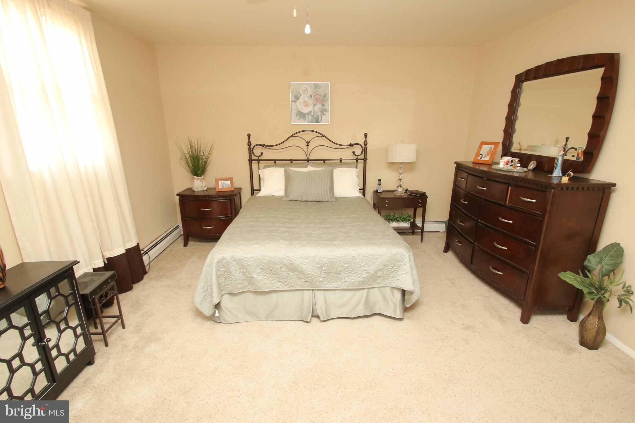 12019 Covert Road Philadelphia, PA 19154 - Photo 22 of 32 Gallery Image 22
