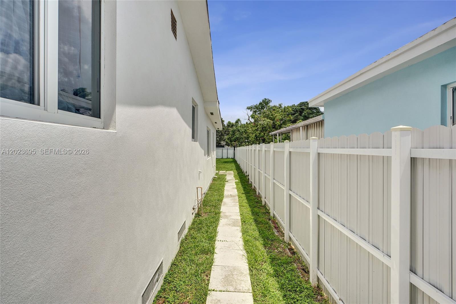 877 West 33rd Street, Unit A Hialeah, FL 33012 - Photo 10 of 36