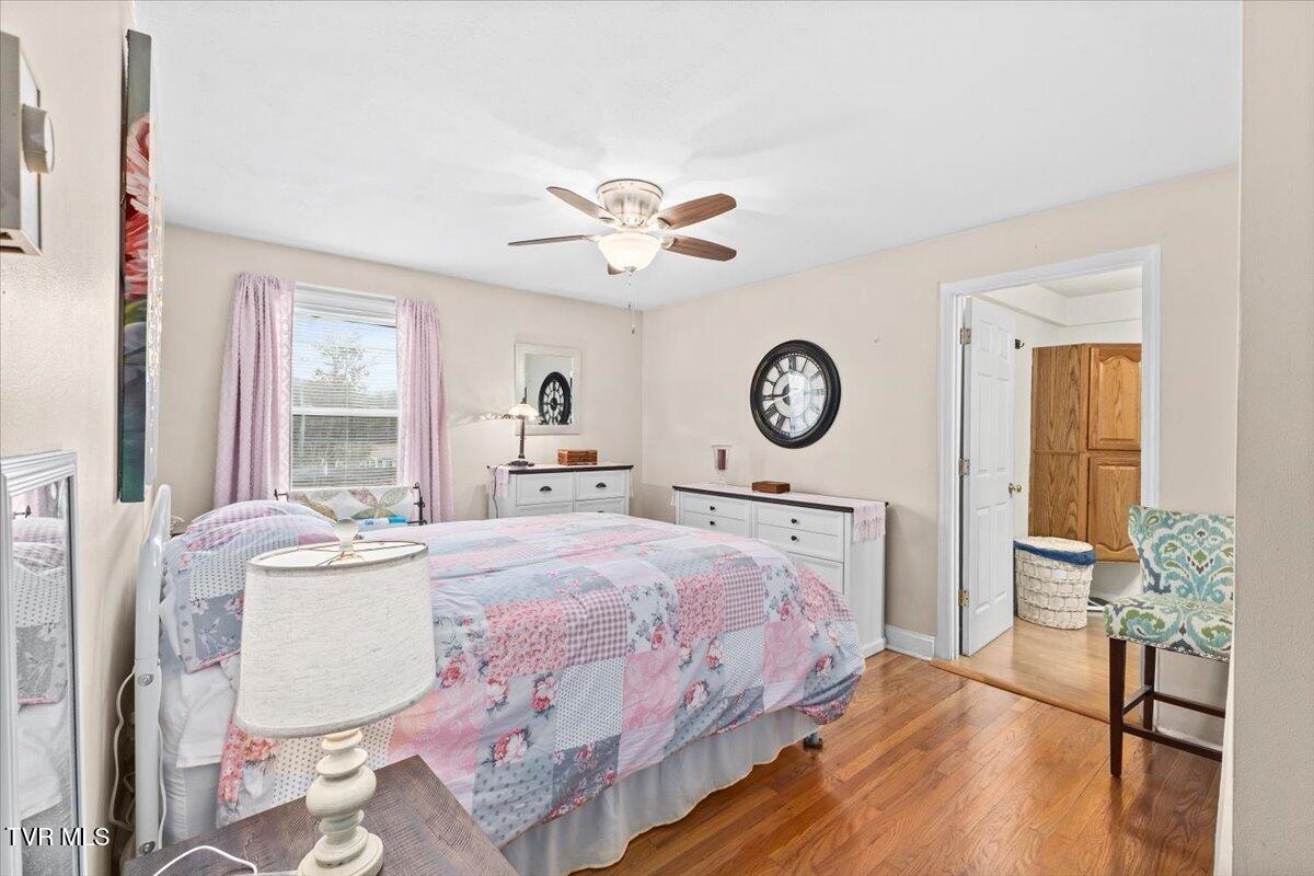 320 Sherwood Road Bristol, VA 24201 - Photo 11 of 36 11-128A3500