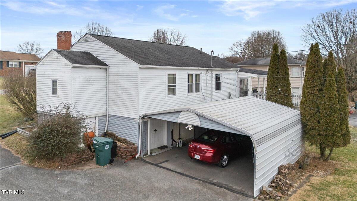 320 Sherwood Road Bristol, VA 24201 - Photo 29 of 36 31-DJI_20260124131609_0126_D