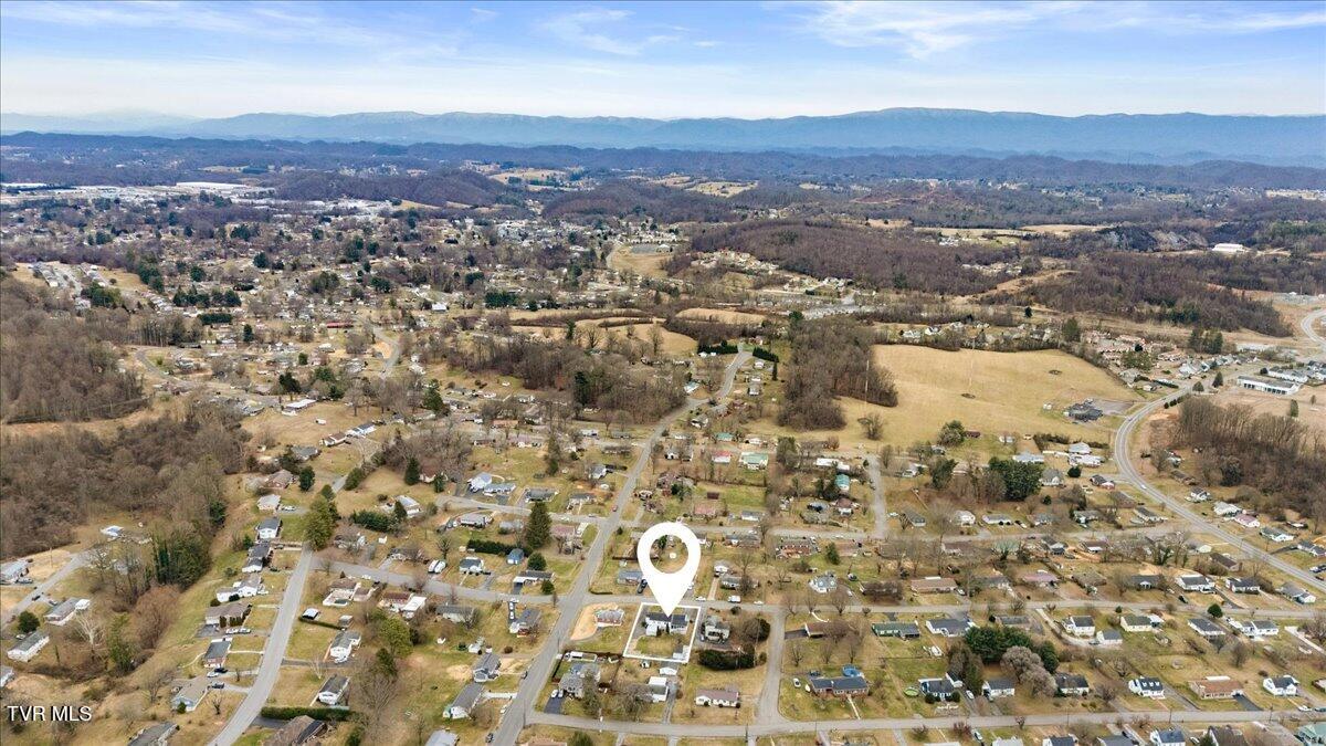 320 Sherwood Road Bristol, VA 24201 - Photo 33 of 36 35-DJI_20260124131956_0138_D