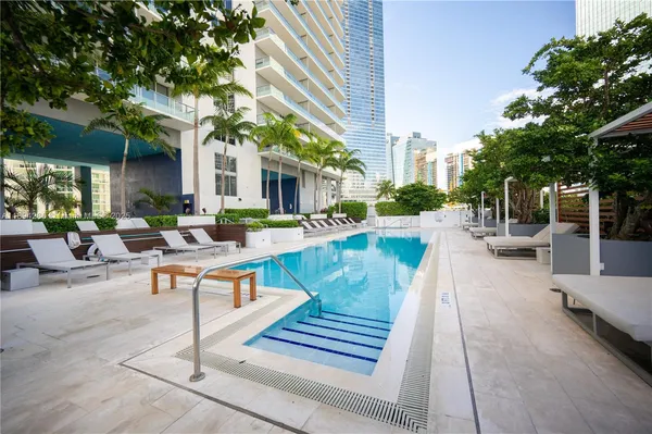 $4,000 | 1300 Brickell Bay Drive, Unit 1601, Miami, FL 33131
