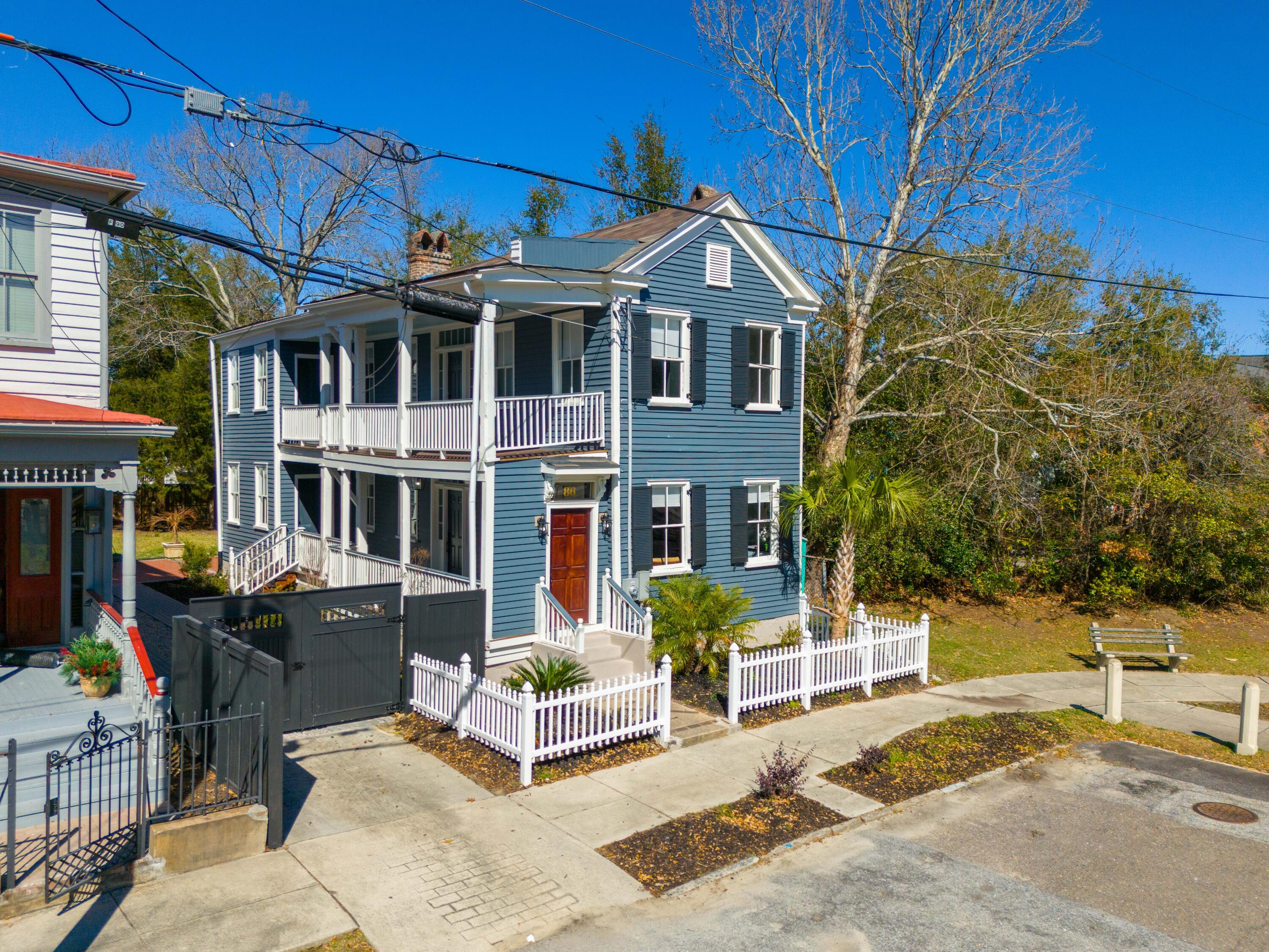86 Fishburne Street Charleston, SC 29403 - Photo 7 of 10 DJI_20240214125329_0026_D