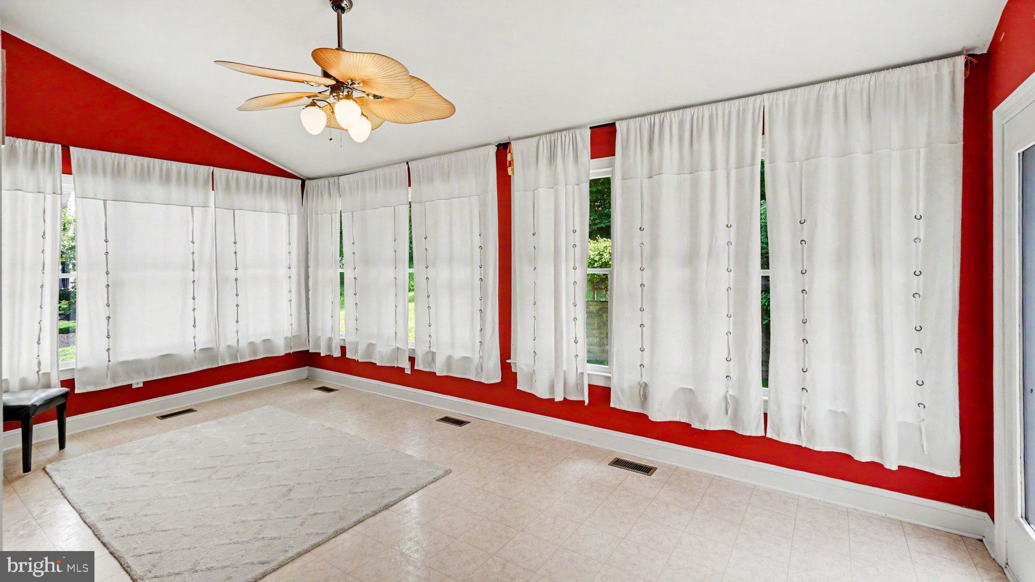 505 Springview Lane Phoenixville, PA 19460 - Photo 17 of 38