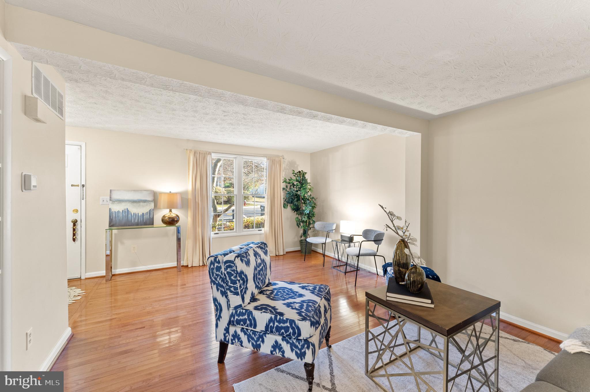 1616 Barnstead Drive Reston, VA 20194 - Photo 12 of 49 a living room with furniture and wooden floor