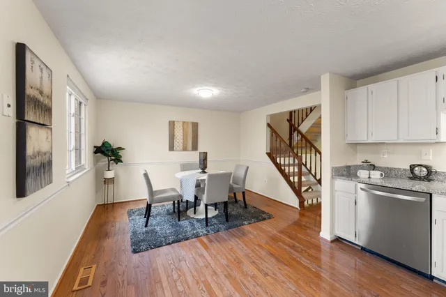 $565,000 | 1616 Barnstead Drive, Reston, VA 20194