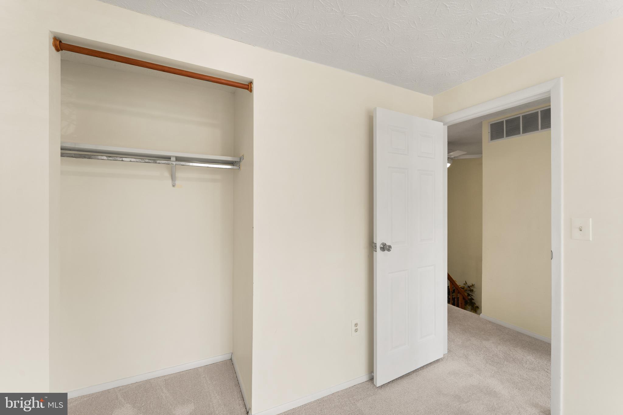 1616 Barnstead Drive Reston, VA 20194 - Photo 34 of 49 a view of an empty room