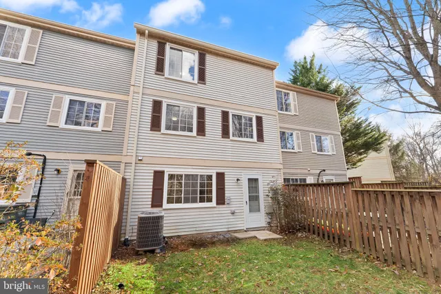 $565,000 | 1616 Barnstead Drive, Reston, VA 20194