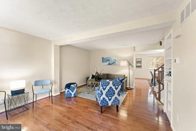 $565,000 | 1616 Barnstead Drive, Reston, VA 20194