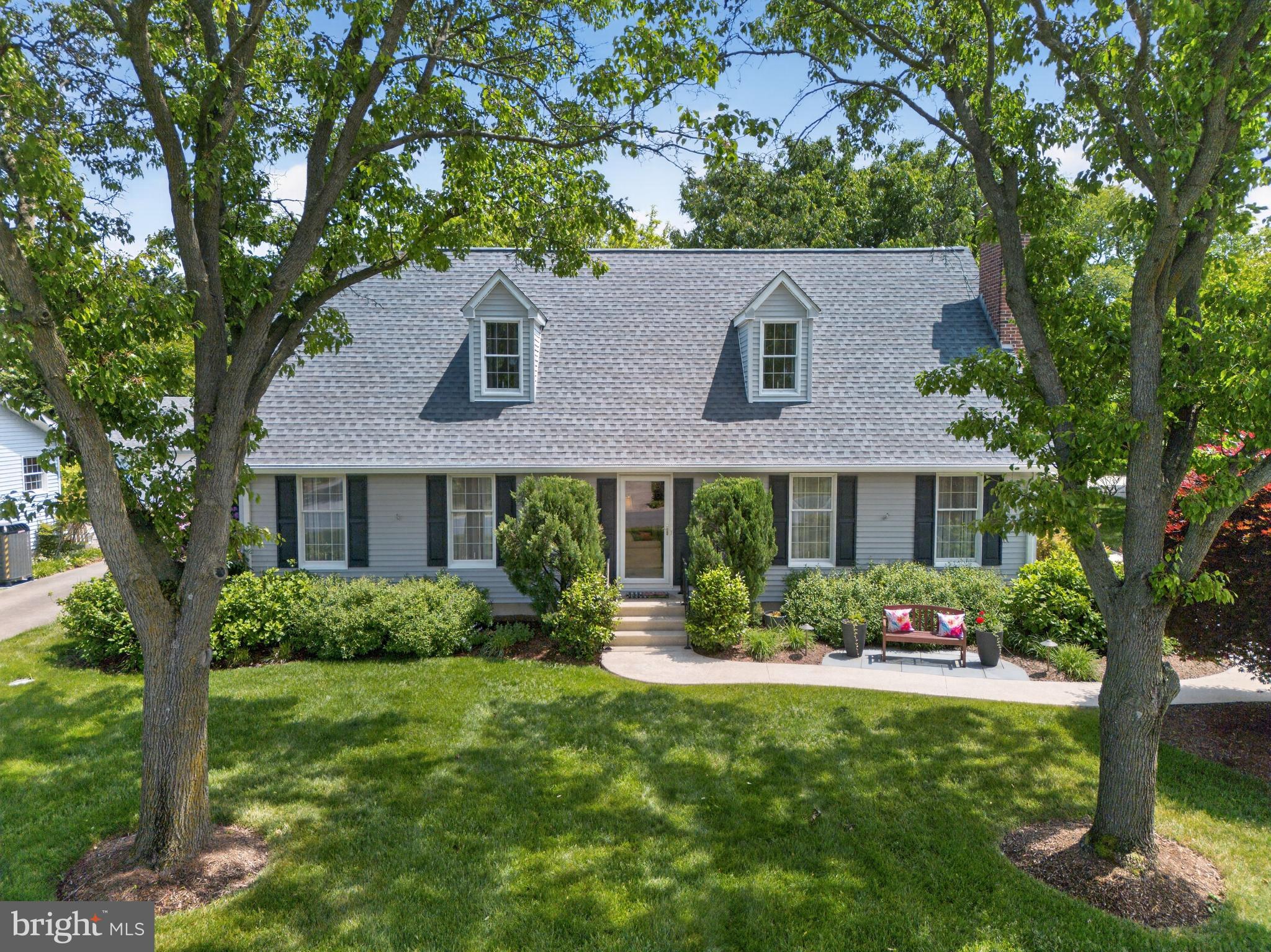 13 Harborview Road Lewes, DE 19958 - Photo 2 of 84 The Best of All Worlds...