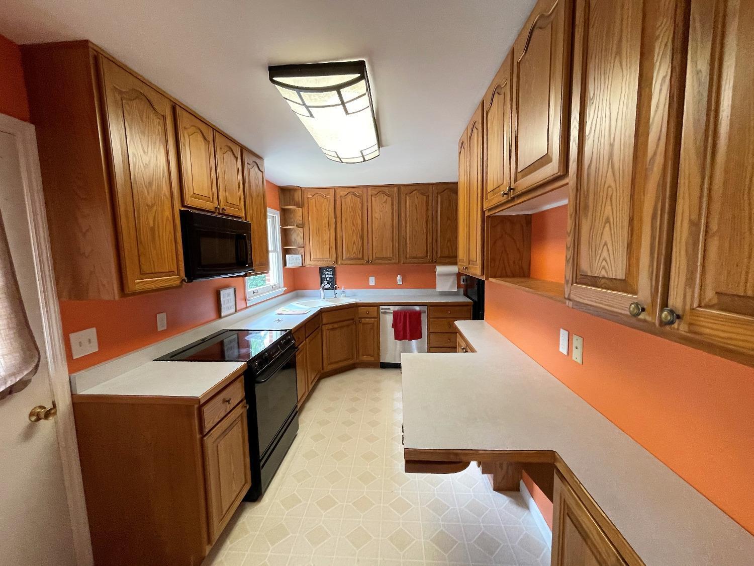 7880 Livingston Road Cincinnati, OH 45247 - Photo 8 of 28 Gallery Image 8