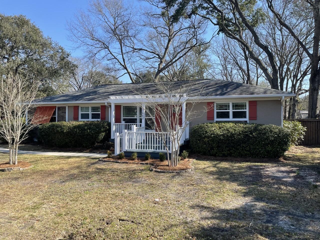1442 Village Road Charleston, SC 29407 - Photo 1 of 25 Front