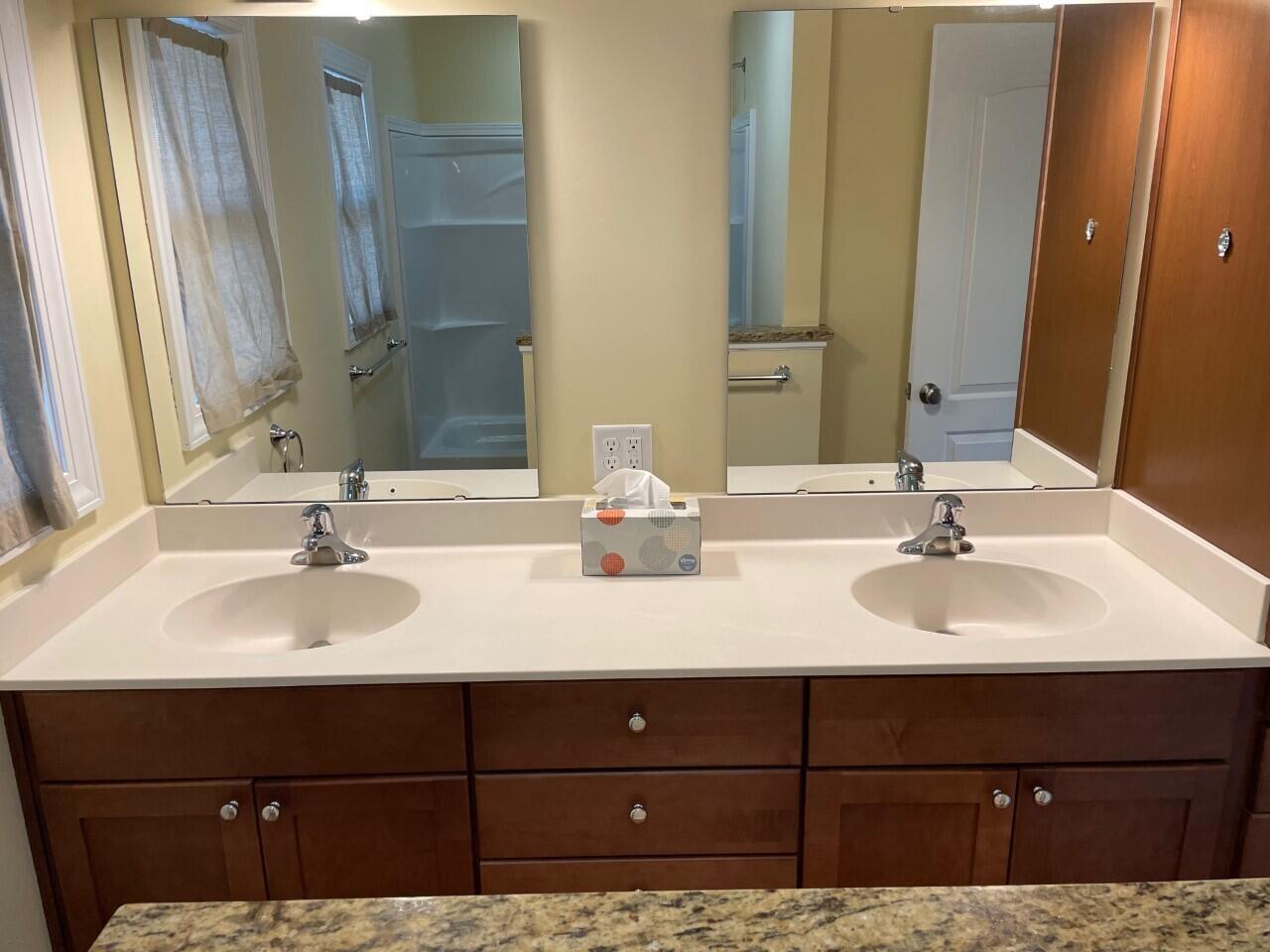 1442 Village Road Charleston, SC 29407 - Photo 19 of 25 Guest Bath 2
