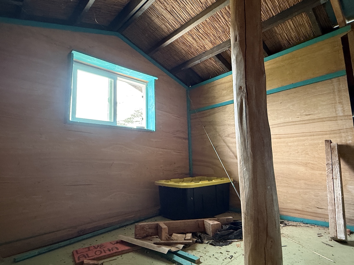 17-3853 Enos Road Mountain View, HI 96760 - Photo 16 of 20 a room with a window