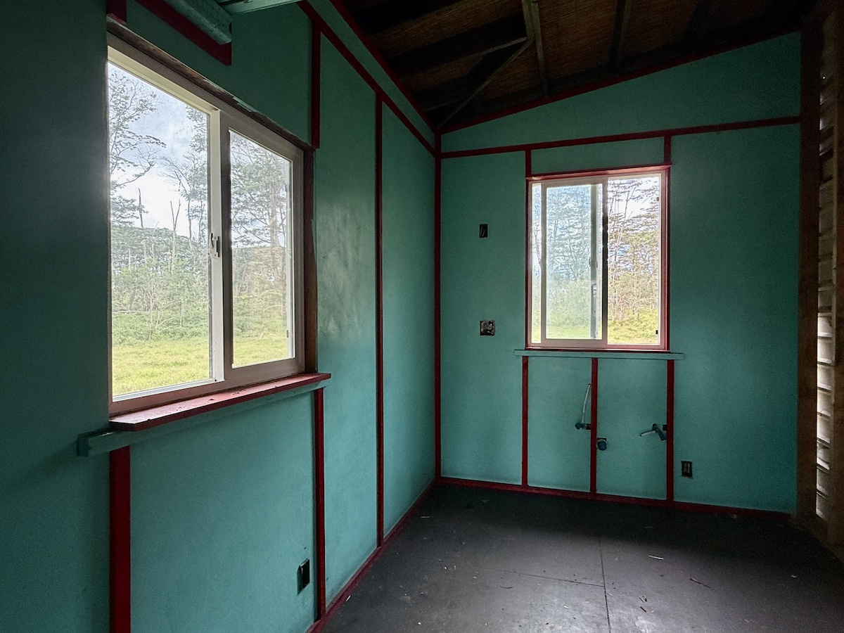 17-3853 Enos Road Mountain View, HI 96760 - Photo 17 of 20 a view of a room that has a large window