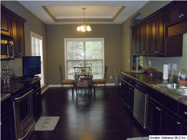 108 Chinaberry Lane Alabaster, AL 35114 - Photo 8 of 32