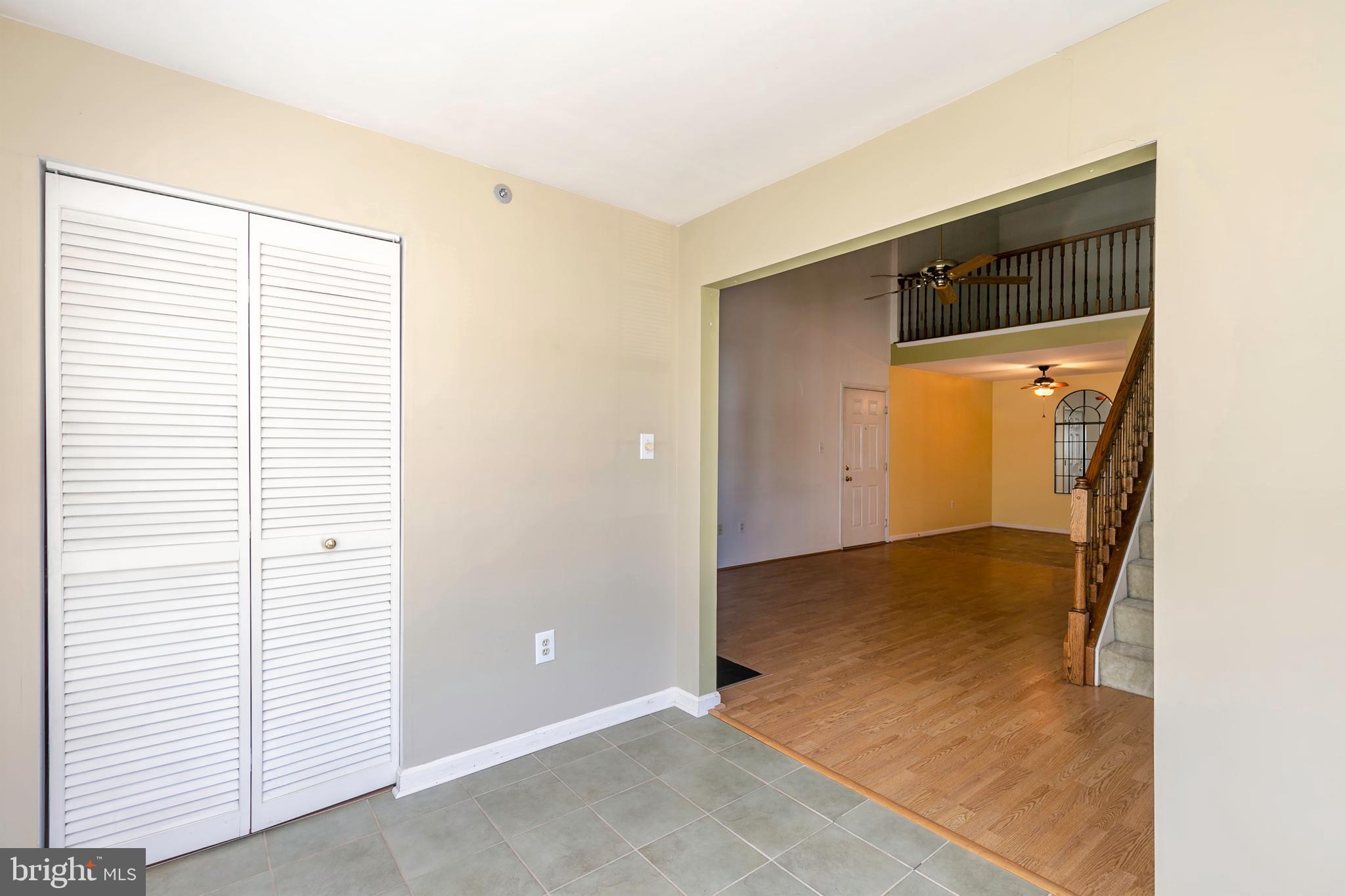 600 Resty Lane, Unit 303 Odenton, MD 21113 - Photo 7 of 27 Sunroom/Den