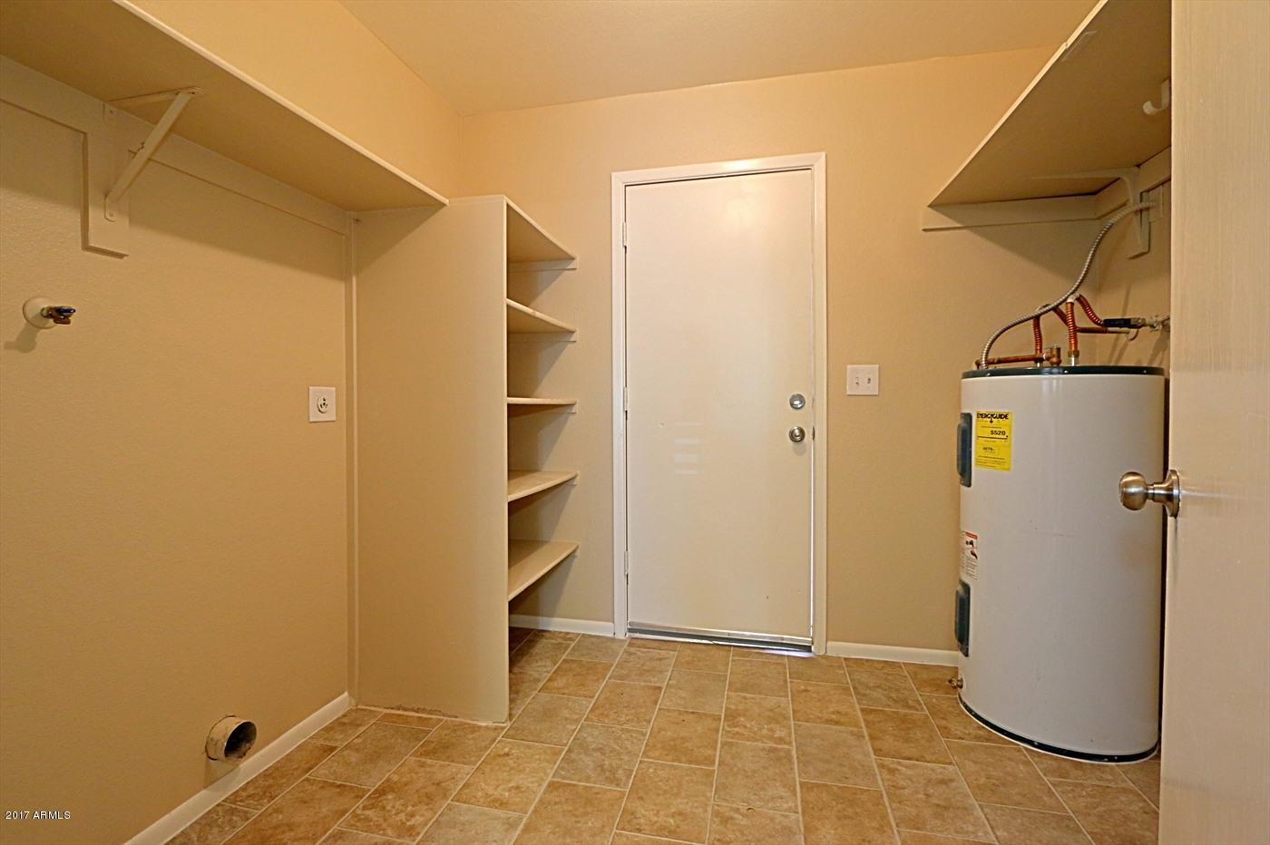 1055 North Recker Road, Unit 1256 Mesa, AZ 85205 - Photo 28 of 36 Laundry Room