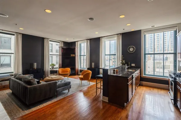 $4,995 | 888 South Michigan Avenue, Unit 603, Chicago, IL 60605