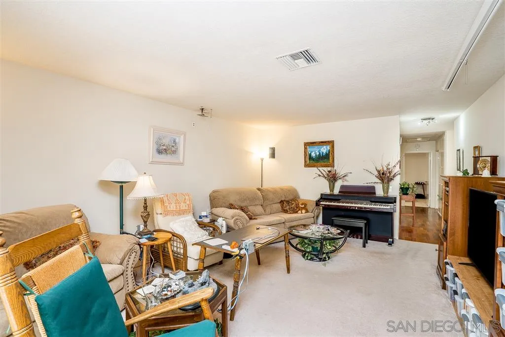 12149 Callado Road San Diego, CA 92128 - Photo 7 of 19 Gallery Image 7