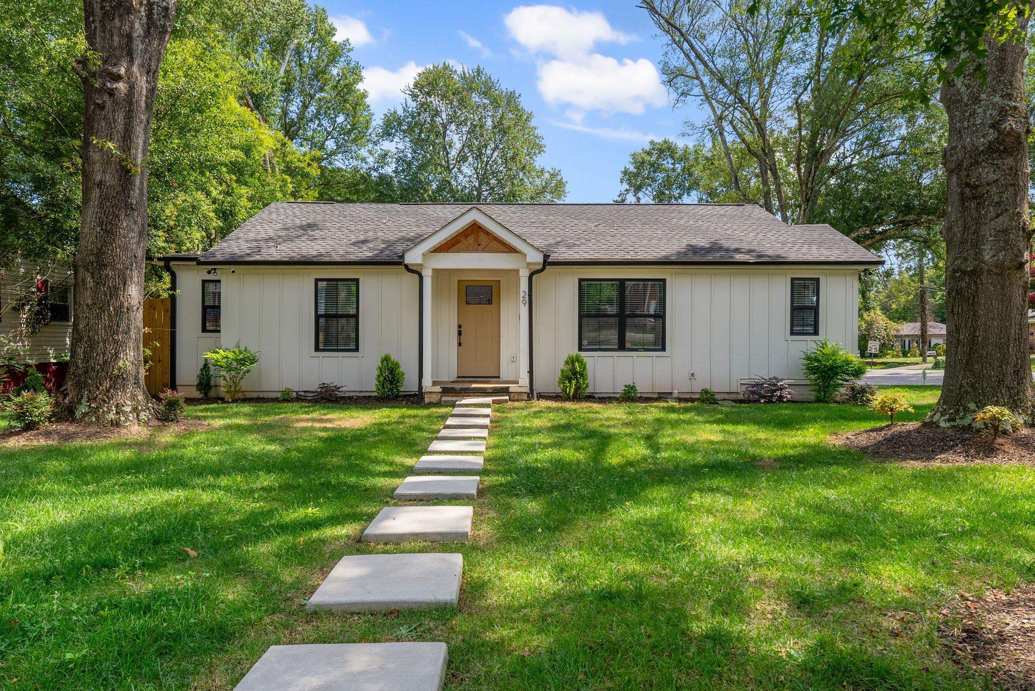 29 Collinson Road Greenville, SC 29605 - Photo 1 of 49 Gallery Image 1