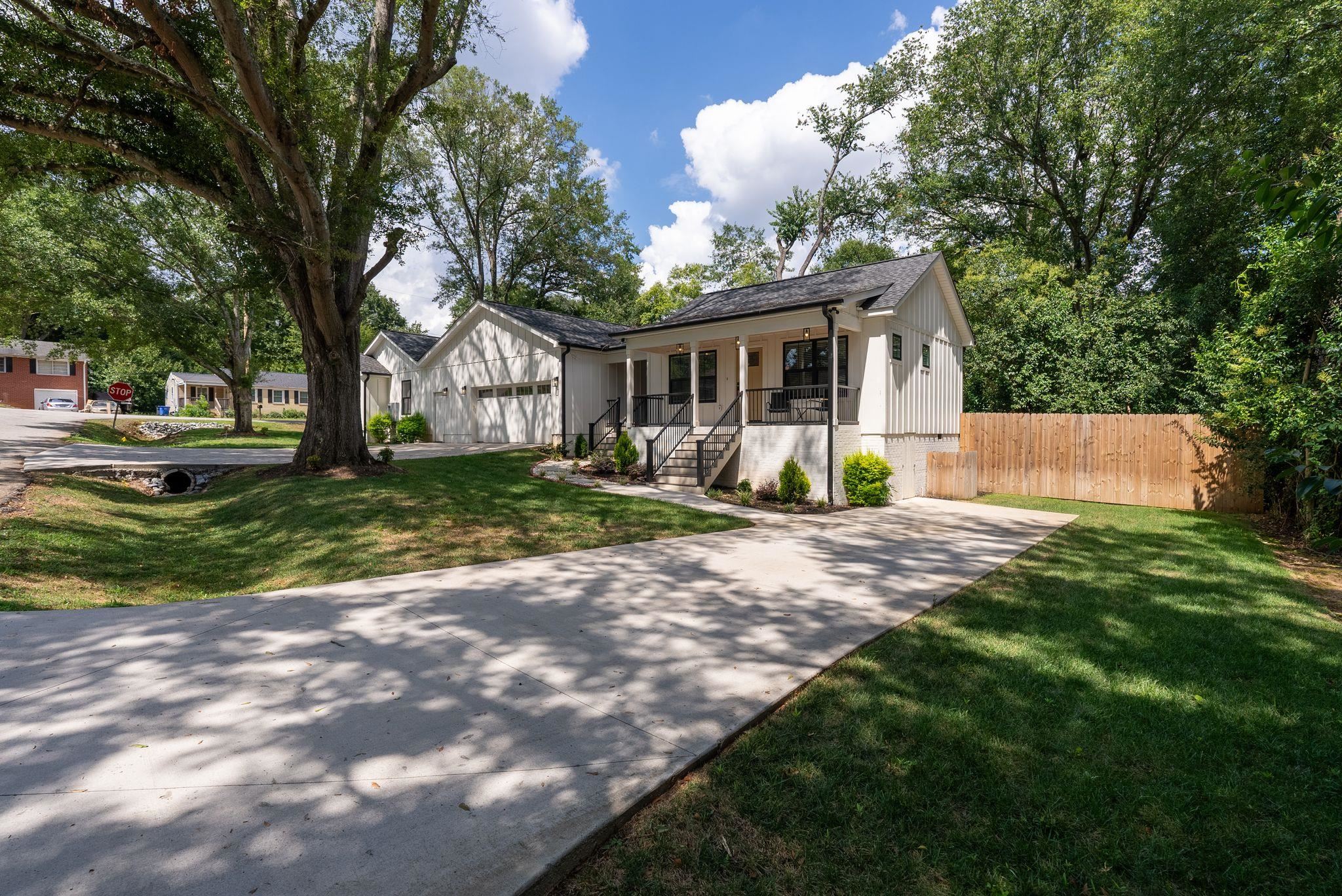 29 Collinson Road Greenville, SC 29605 - Photo 33 of 49 Gallery Image 33