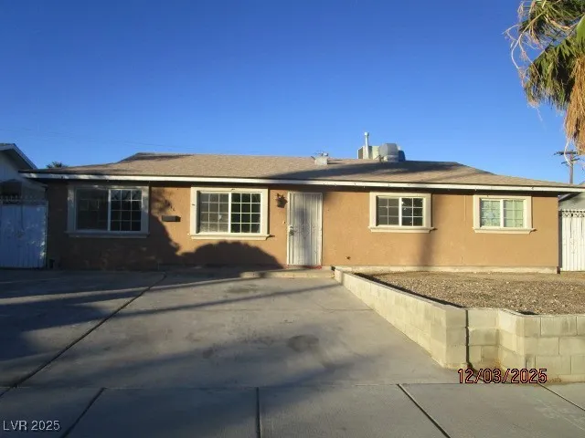 $1,695 | 6216 Bannock Way, Las Vegas, NV 89107