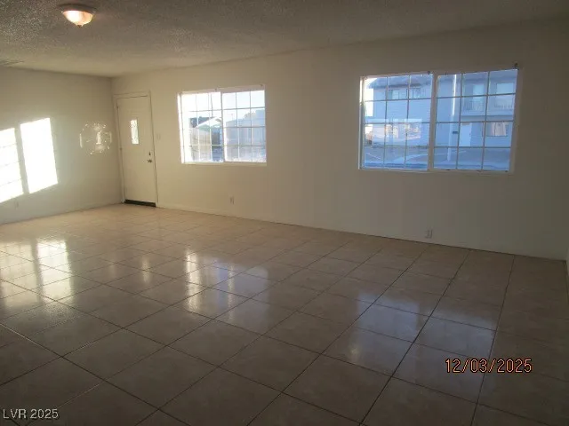 $1,695 | 6216 Bannock Way, Las Vegas, NV 89107