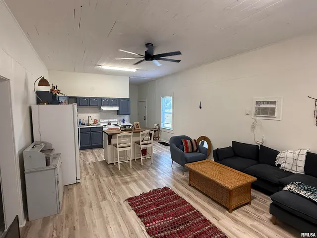 $99,900 | 1100 Catherine Street, Metropolis, IL 62960