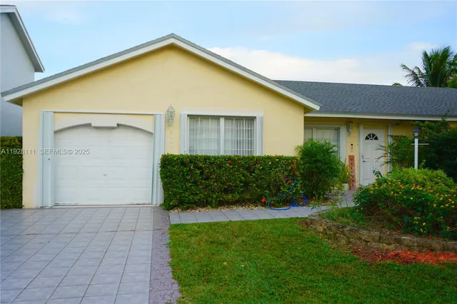 $3,999 | 5141 Northwest 101st Place, Doral, FL 33178