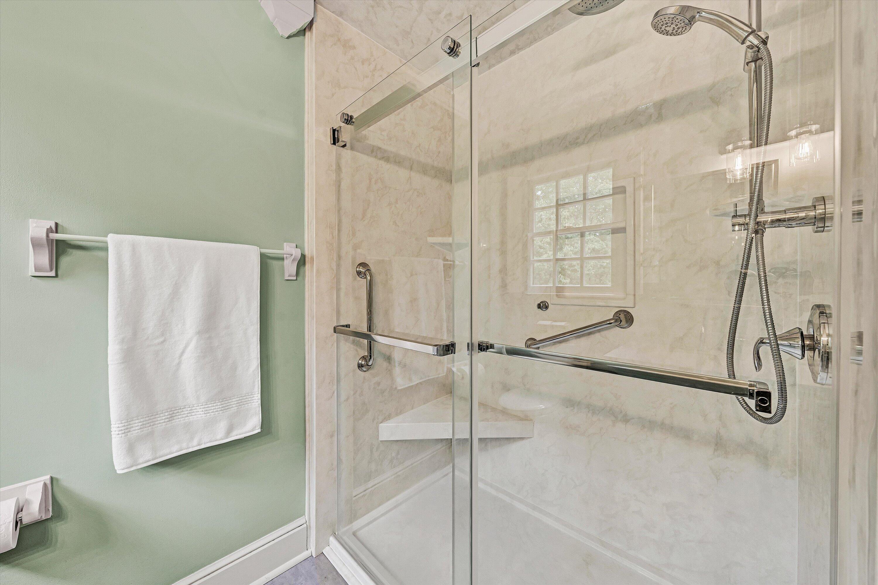 3925 Winding Way Road Southwest Roanoke, VA 24015 - Photo 34 of 56 33-DSC00085