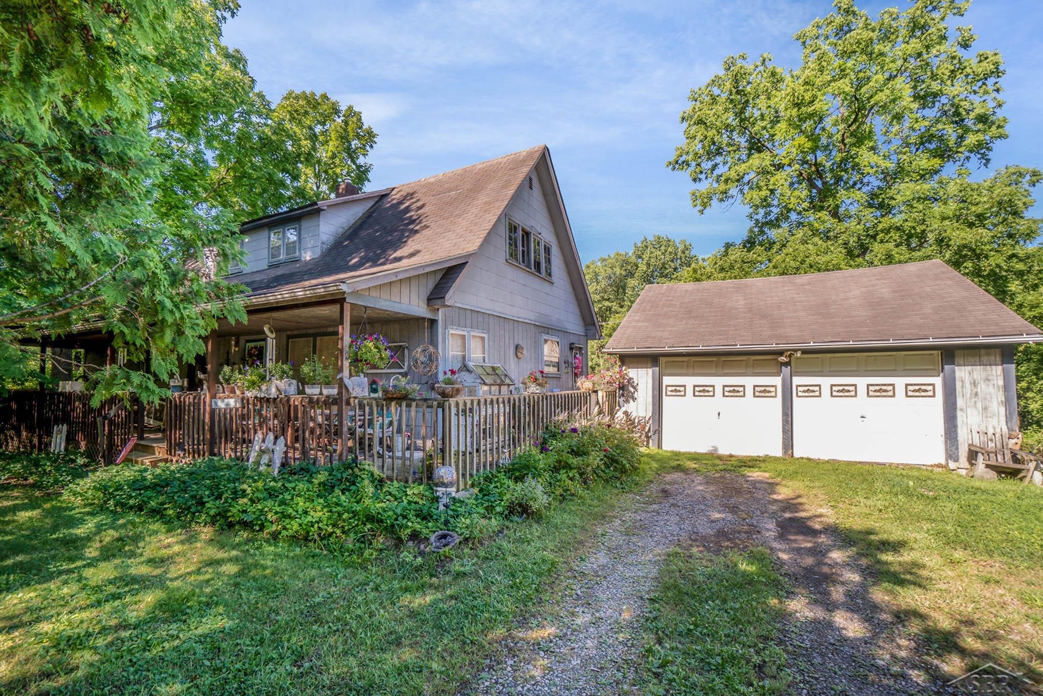 9530 Fostoria Road Fostoria, MI 48435 - Photo 2 of 30 50084357-1.JPG