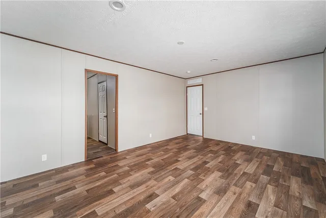 $189,000 | 4561 Buffalo Creek Drive, Nahunta, GA 31553