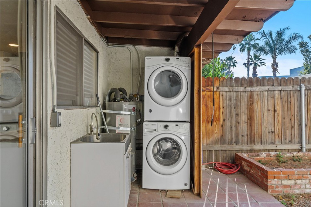 1408 Everton Place Riverside, CA 92507 - Photo 38 of 45