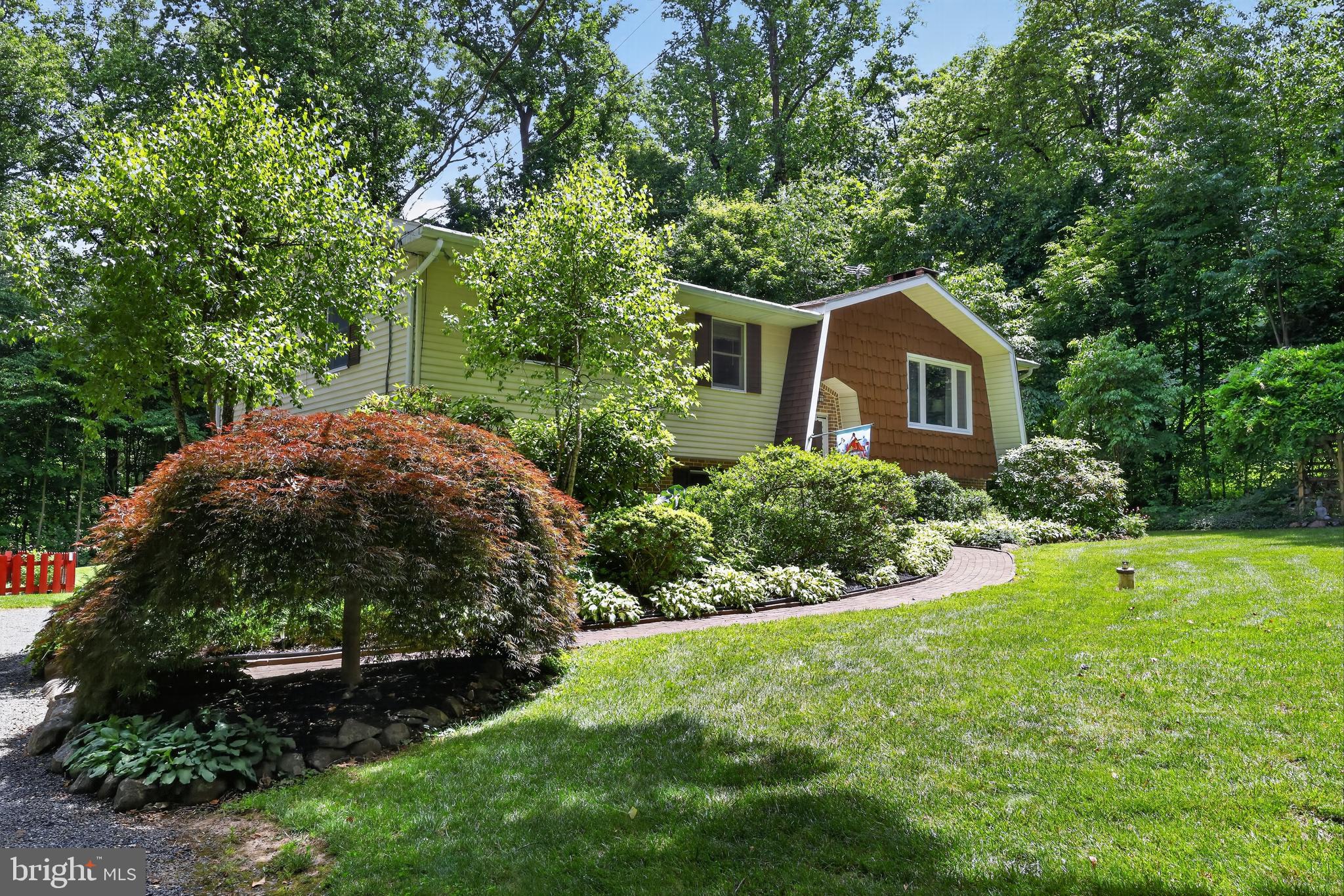 107 Lone Pine Road Barto, PA 19504 - Photo 3 of 32