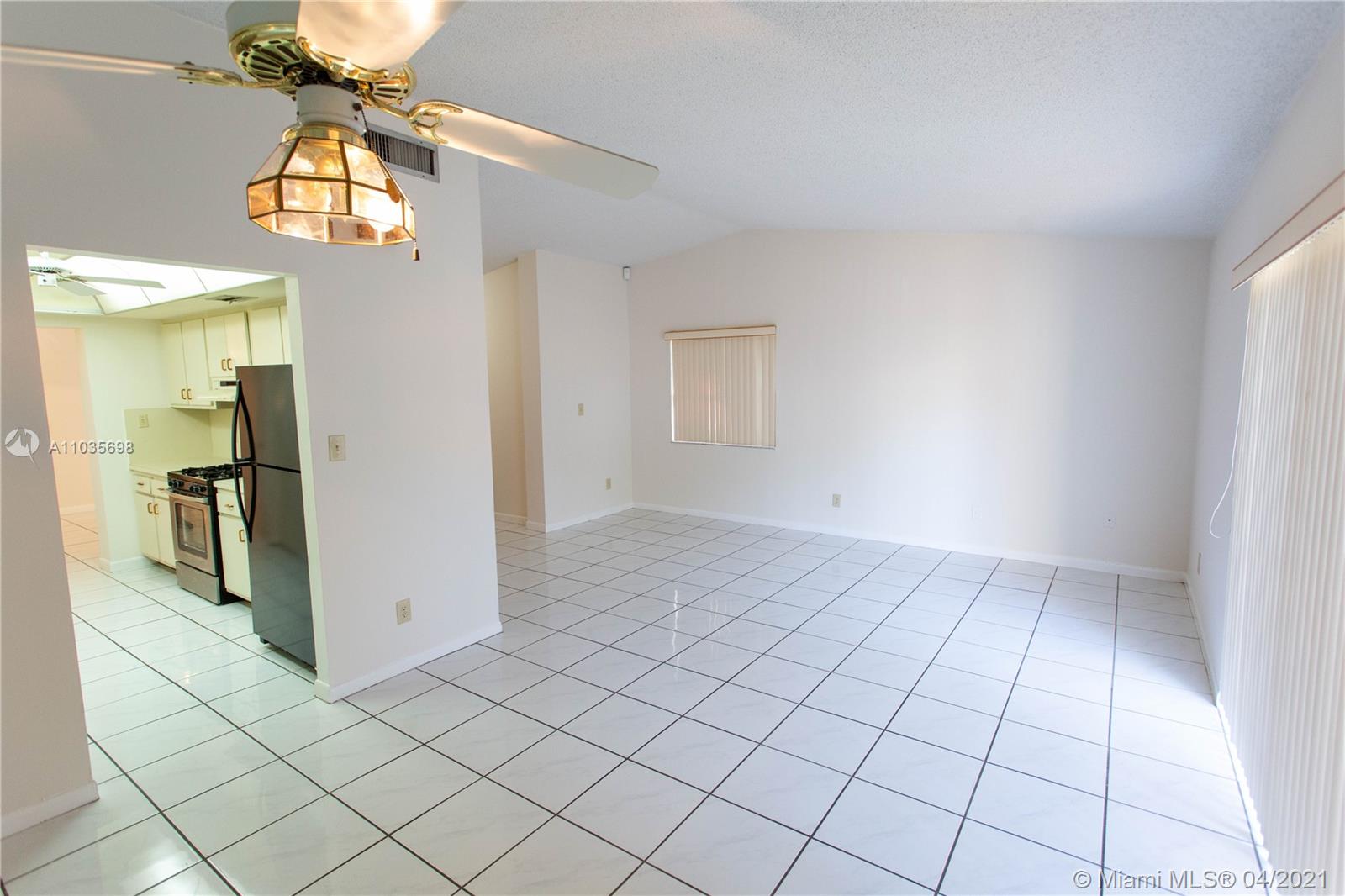 11301 Southwest 109th Road, Unit 60A Miami, FL 33176 - Photo 3 of 20 Gallery Image 3