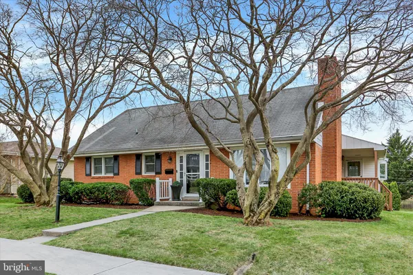 $640,000 | 464 Cedar Avenue, Hershey, PA 17033