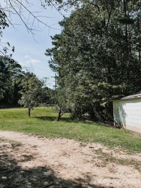1532 Center Road Chester, SC 29706 - Photo 6 of 40 a view of a backyard with green space